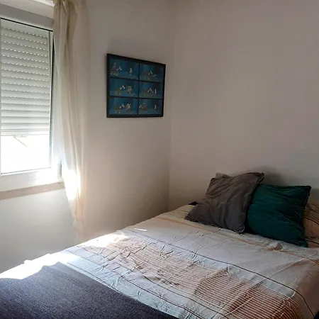 Privatunterkunft Amoreira Room I And II *